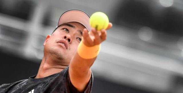 完美世界竞技平台-吴易昺罗马收获红土首胜 红土开窍来得正是时候